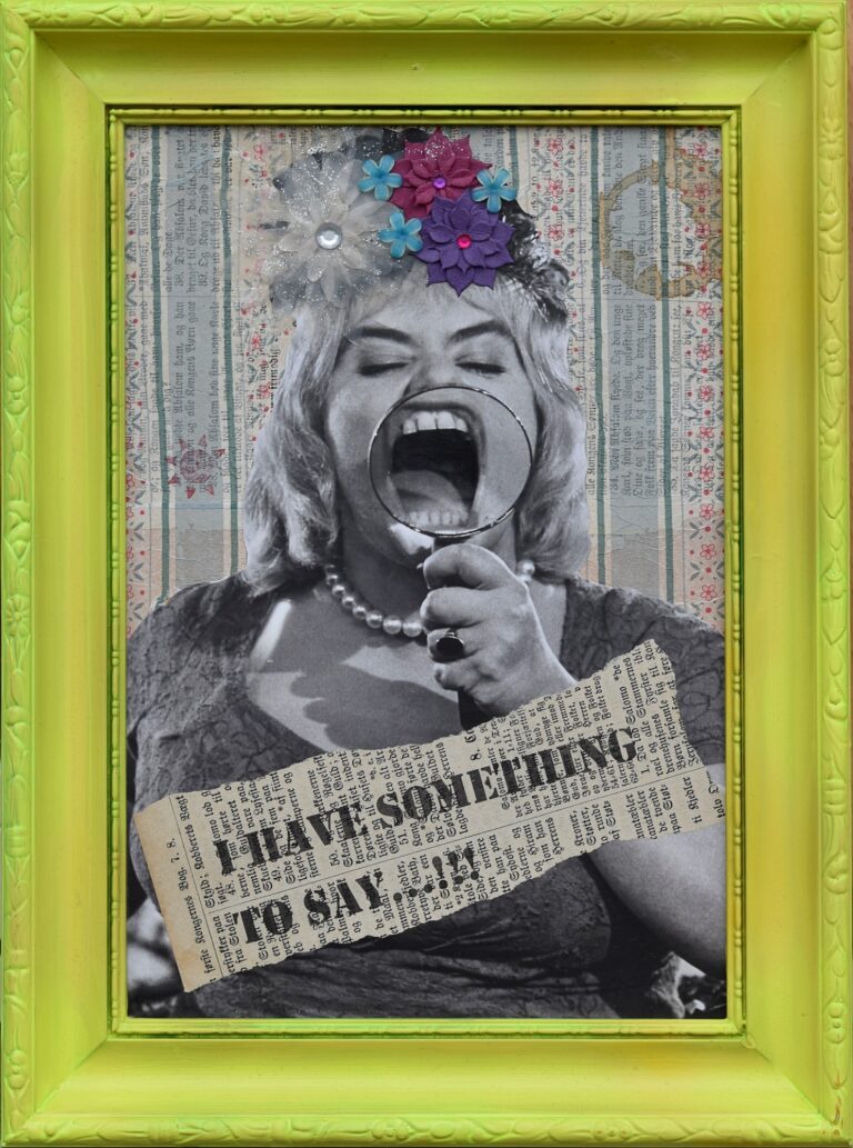 I have something to say– retro collage I gul ramme af Baryhl Art